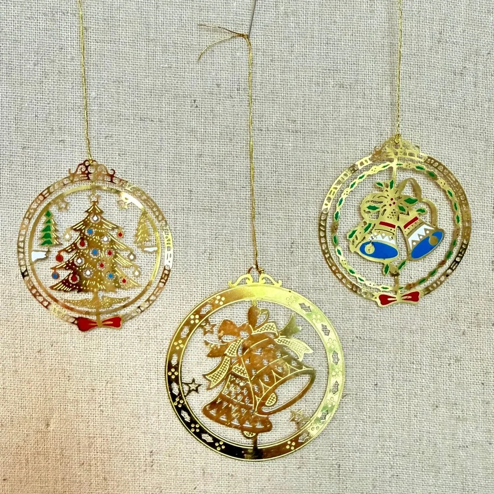 Vintage Brass Christmas Ornaments Set of 3 Gold Filigree Tree Bells‎ Taiwan MCM